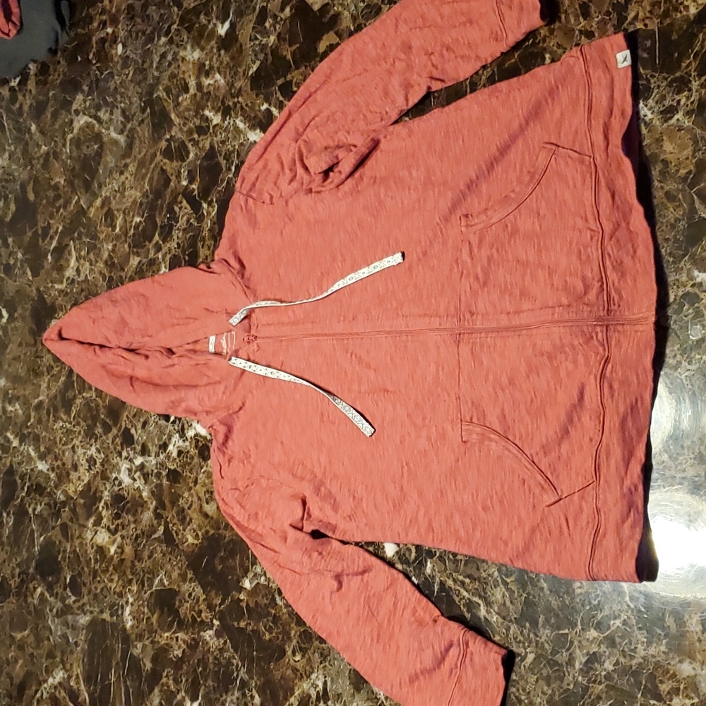 Eddie Bauer cropped hoodie